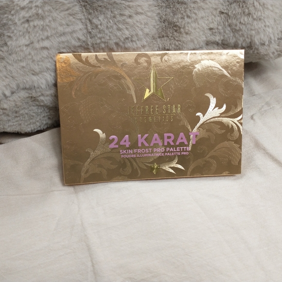 Jeffree Star 24 Karat Highlighter Palette - Picture 1 of 3